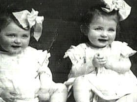 Eva a Miriam, zdroj: pbs.org
