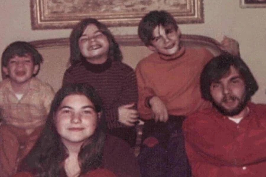 Deti John, Dawn, Allison, Marc a Roland Jr., zdroj: The Amityville Murders
